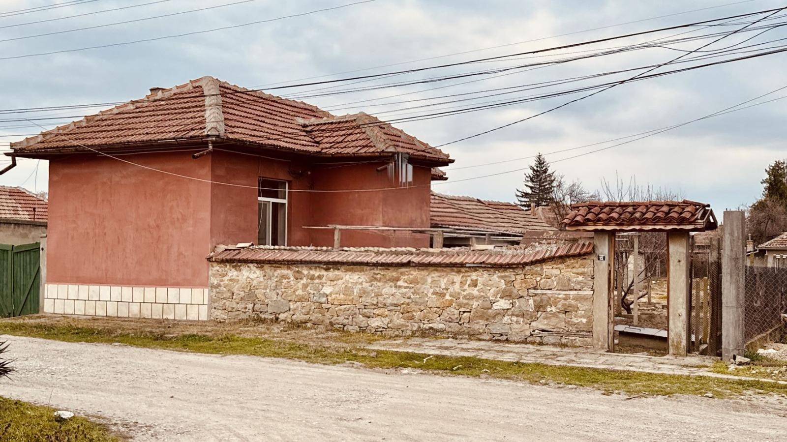 House for Sale in Parvomaytsi, Veliko Tarnovo