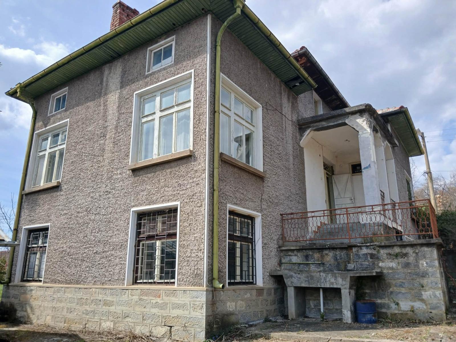 House for Sale in Stolat, Gabrovo