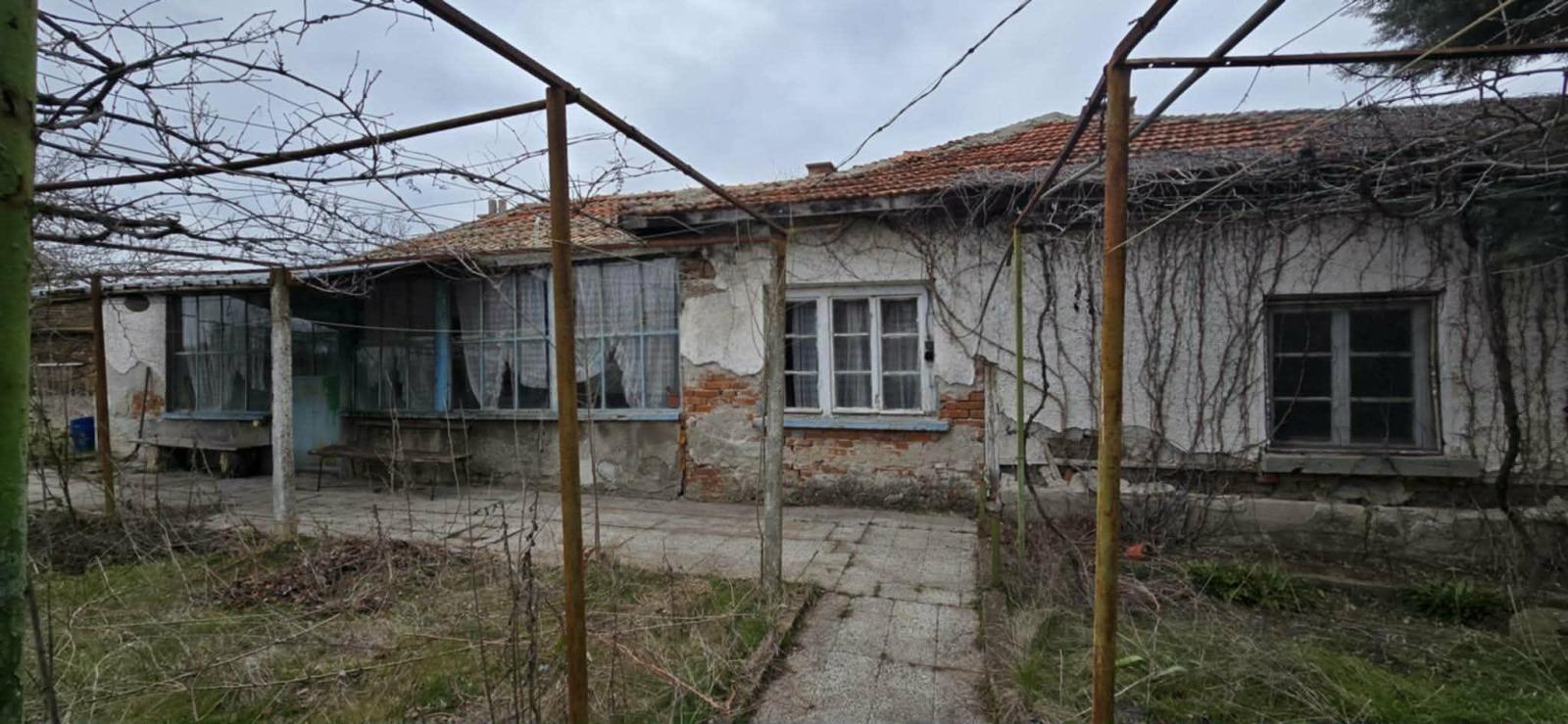 House for Sale in Byalo pole, Stara Zagora