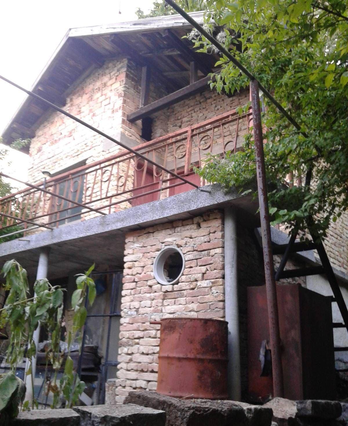 Villa for Sale in Shumen, Pod Manastira Area