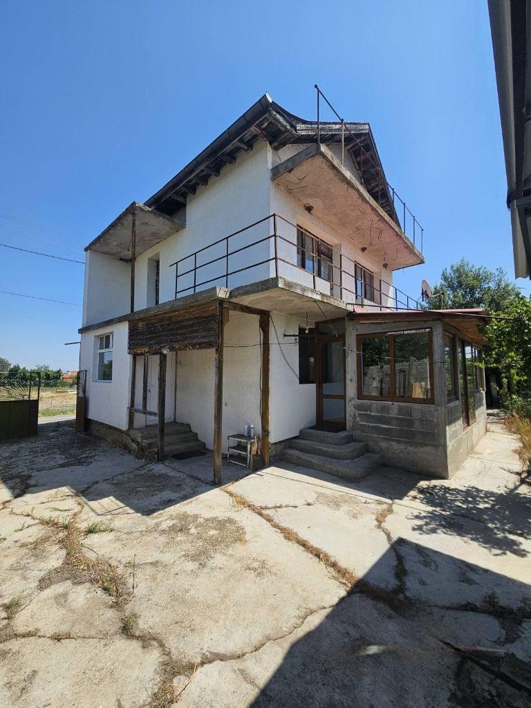House for Sale in Sredets, Stara Zagora