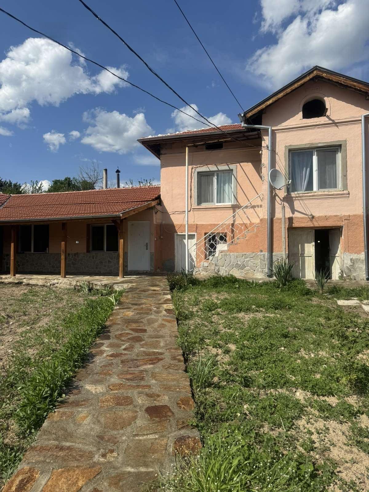 House for Sale in Lesichovo, Pazardzhik