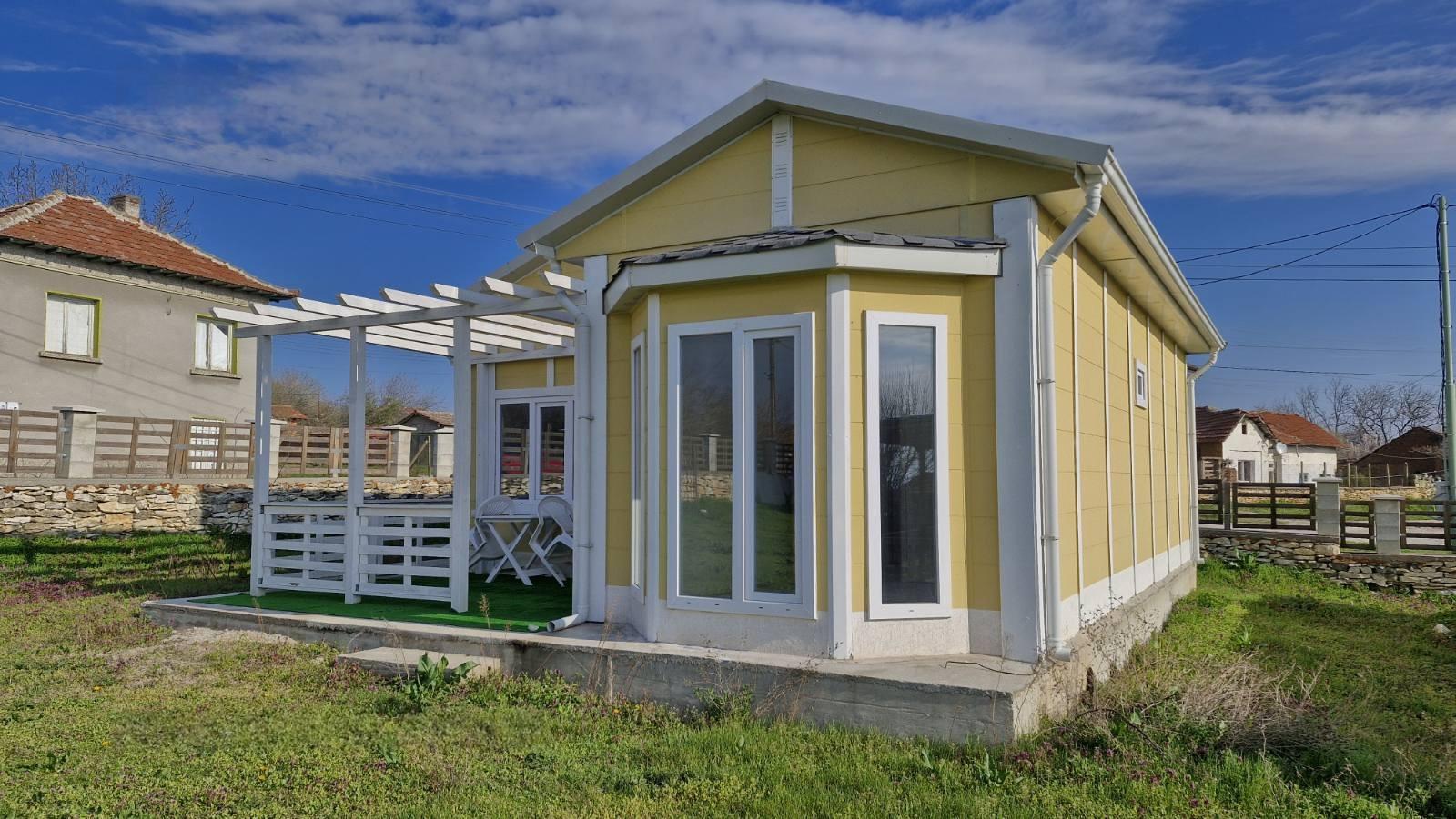 House for Sale in Pelishat, Pleven