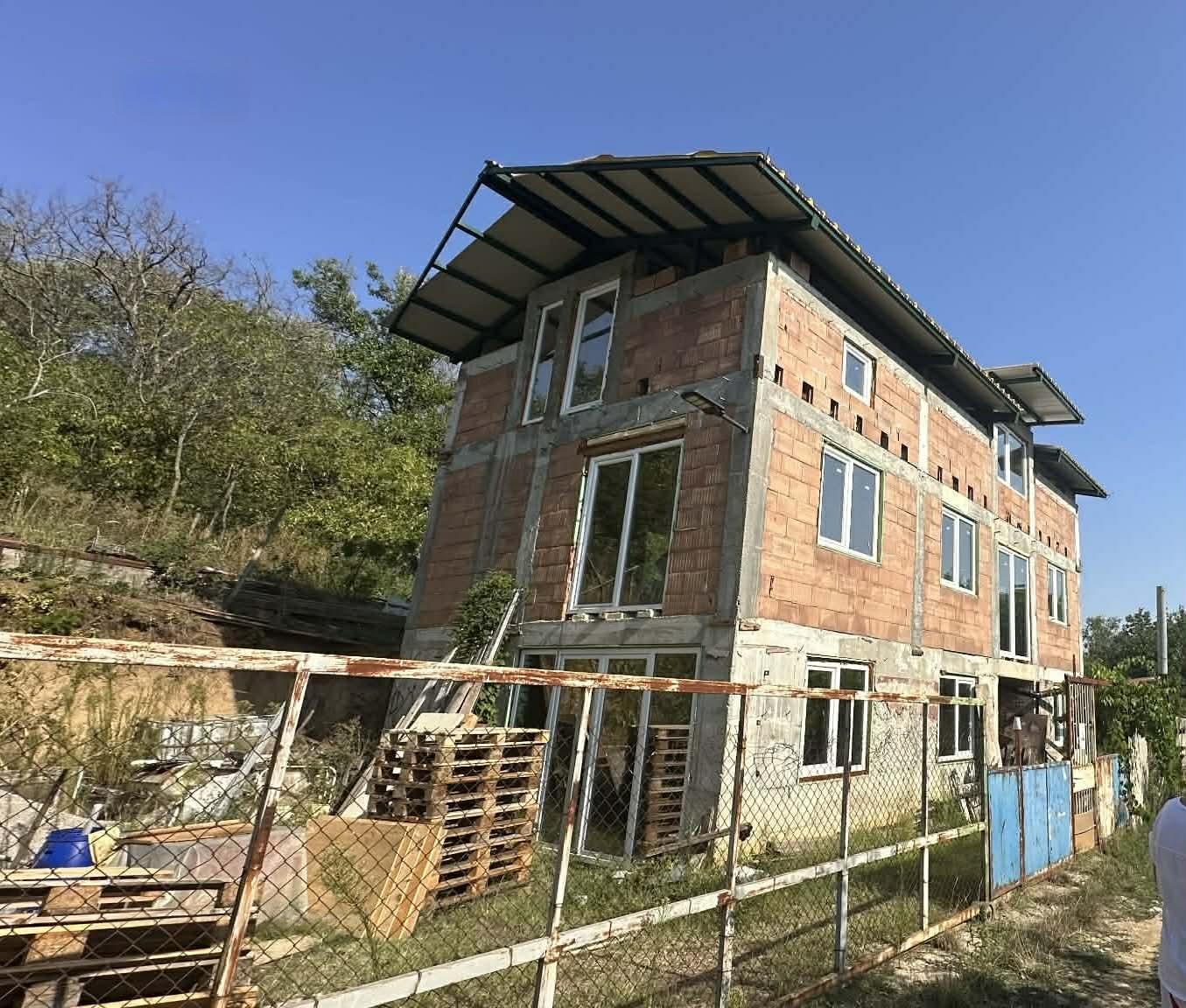 Villa for Sale in Ruse, Zdravets Iztok