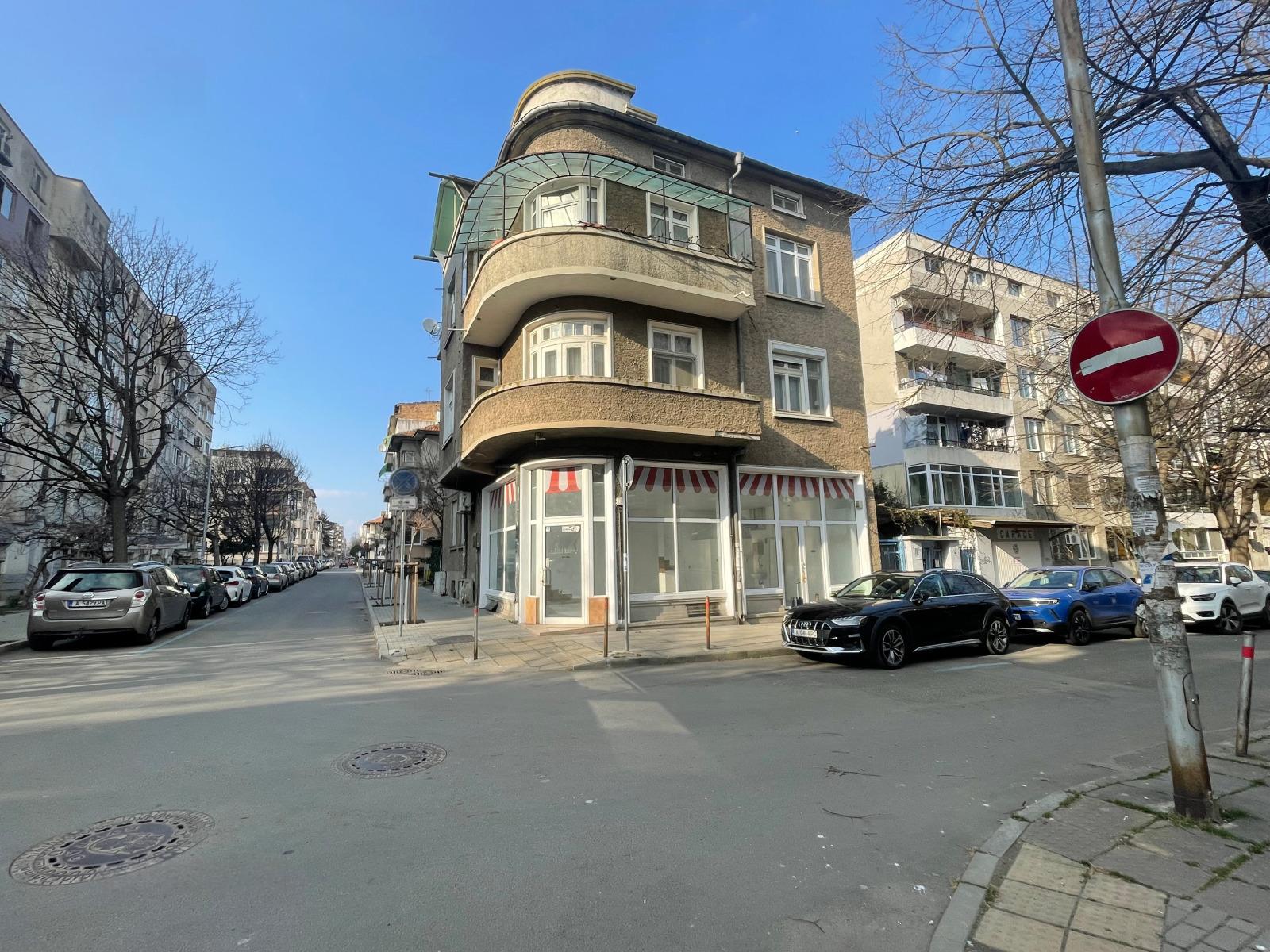 House for Sale in Burgas, Center