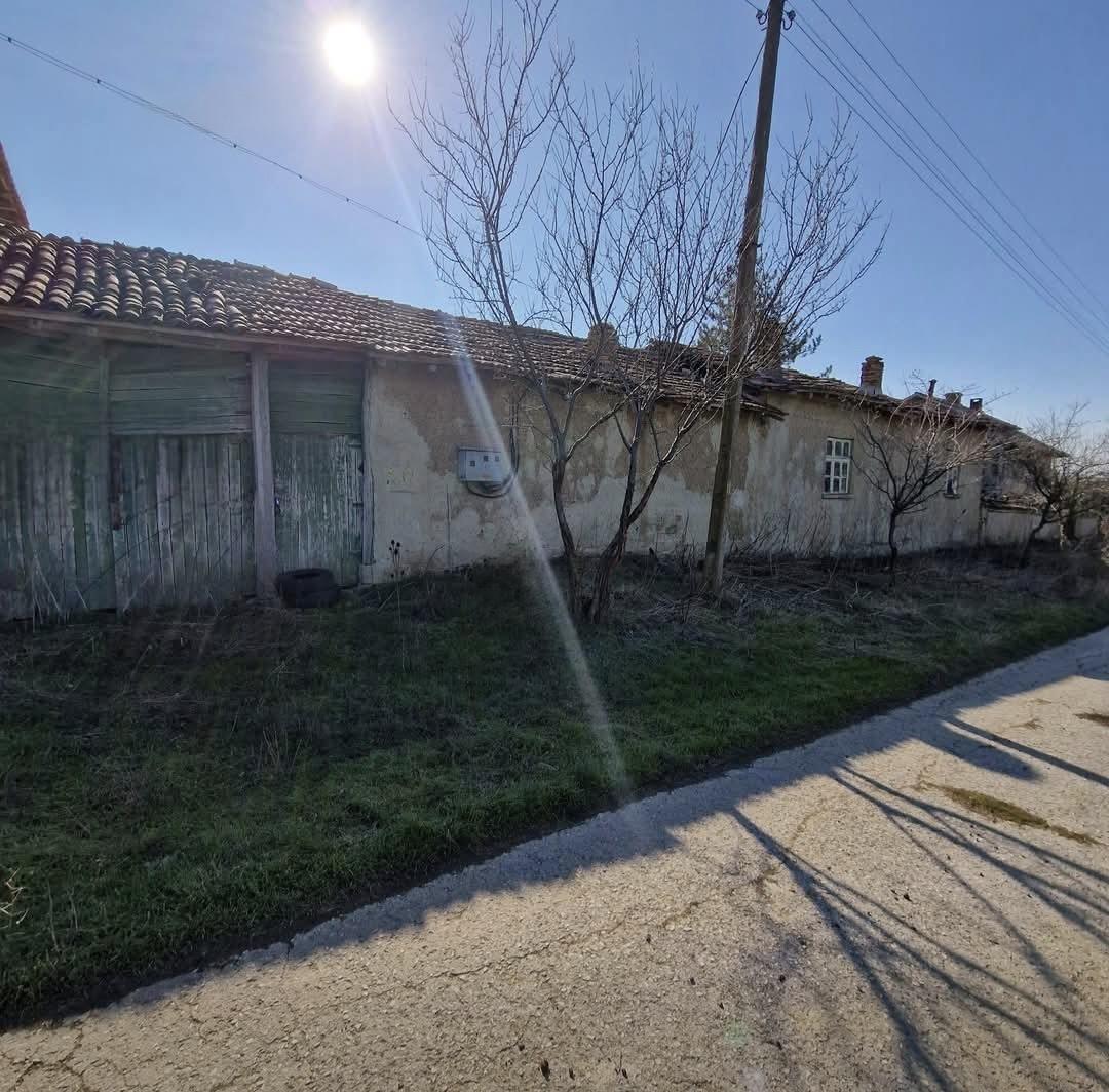 House for Sale in Ovcharovo, Shumen