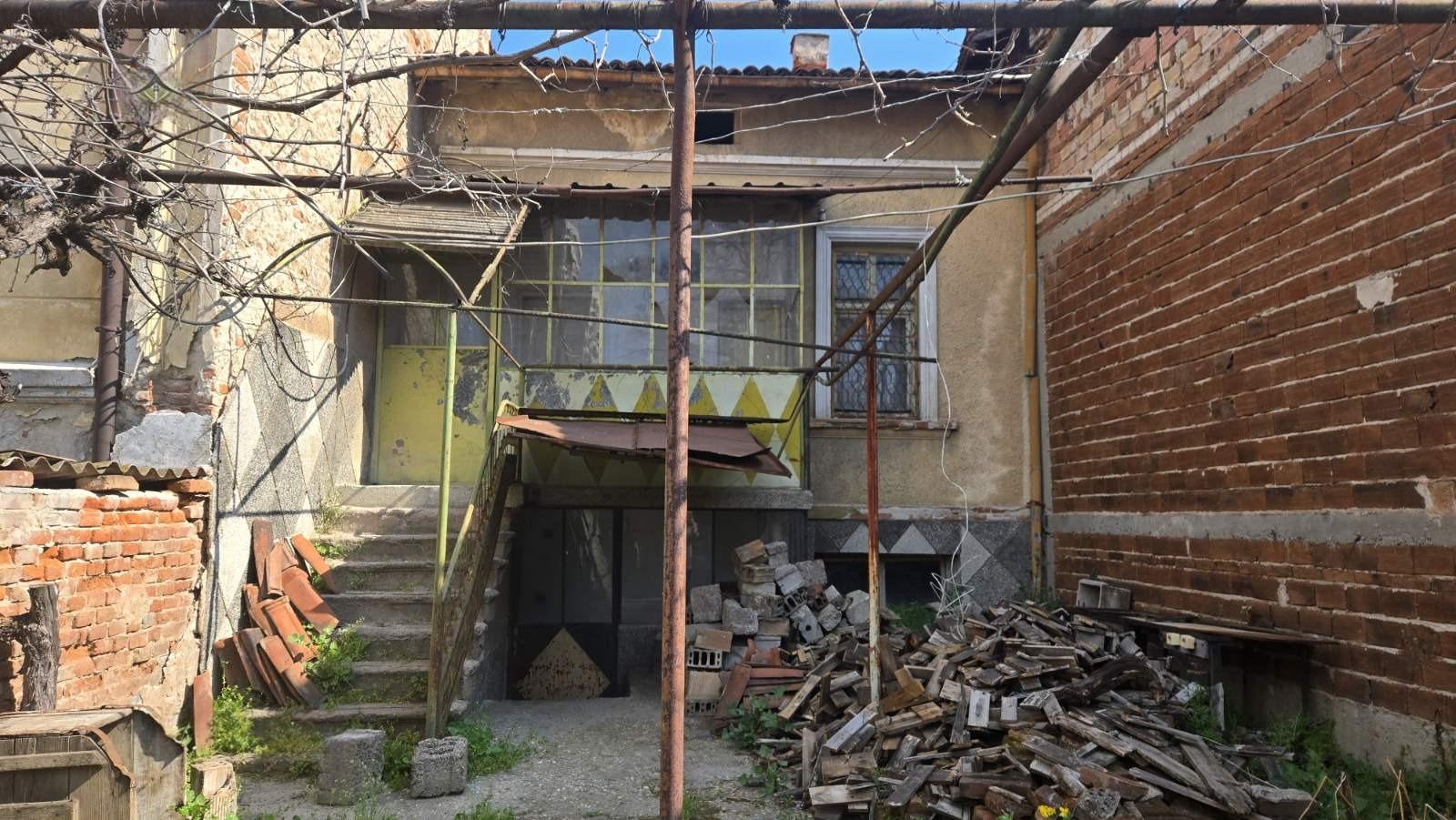 House for Sale in Pazardzhik, Ruski