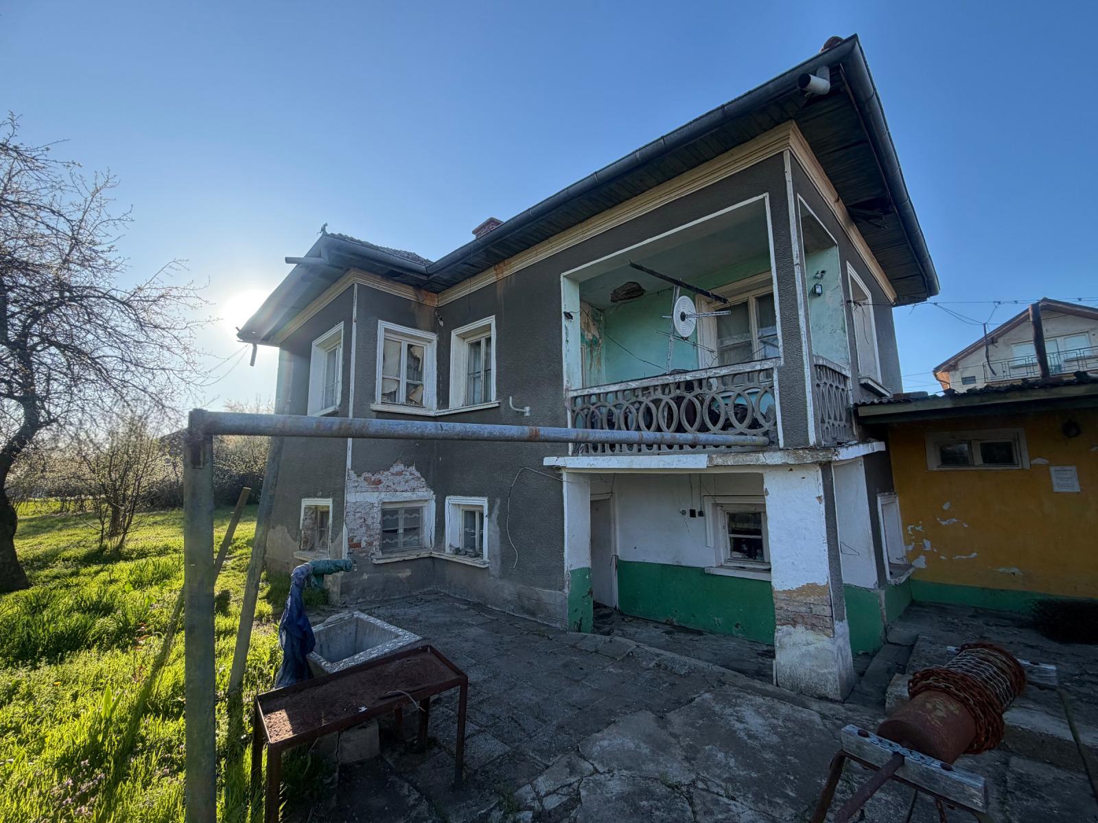 House for Sale in Gorno Peshtene, Vratsa