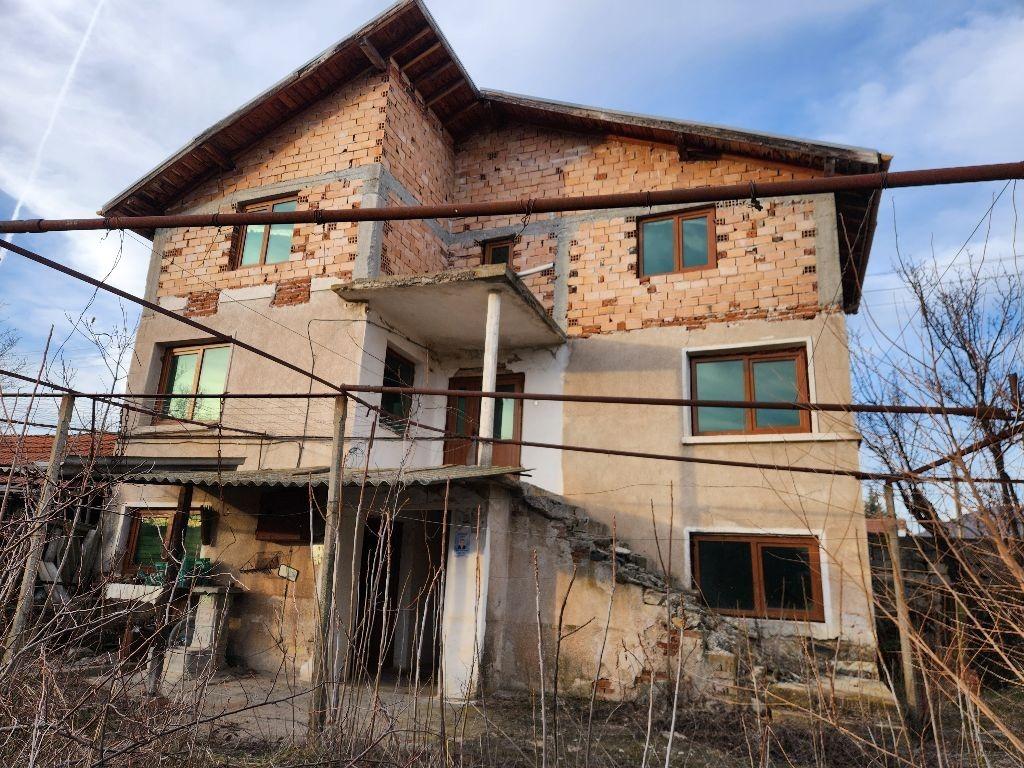 House for Sale in Lozen, Stara Zagora