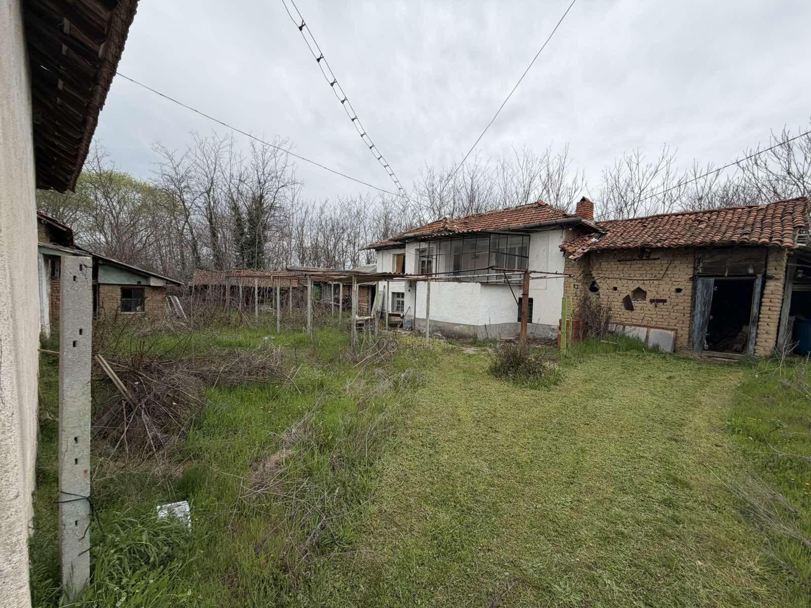 House for Sale in Streltsi, Plovdiv