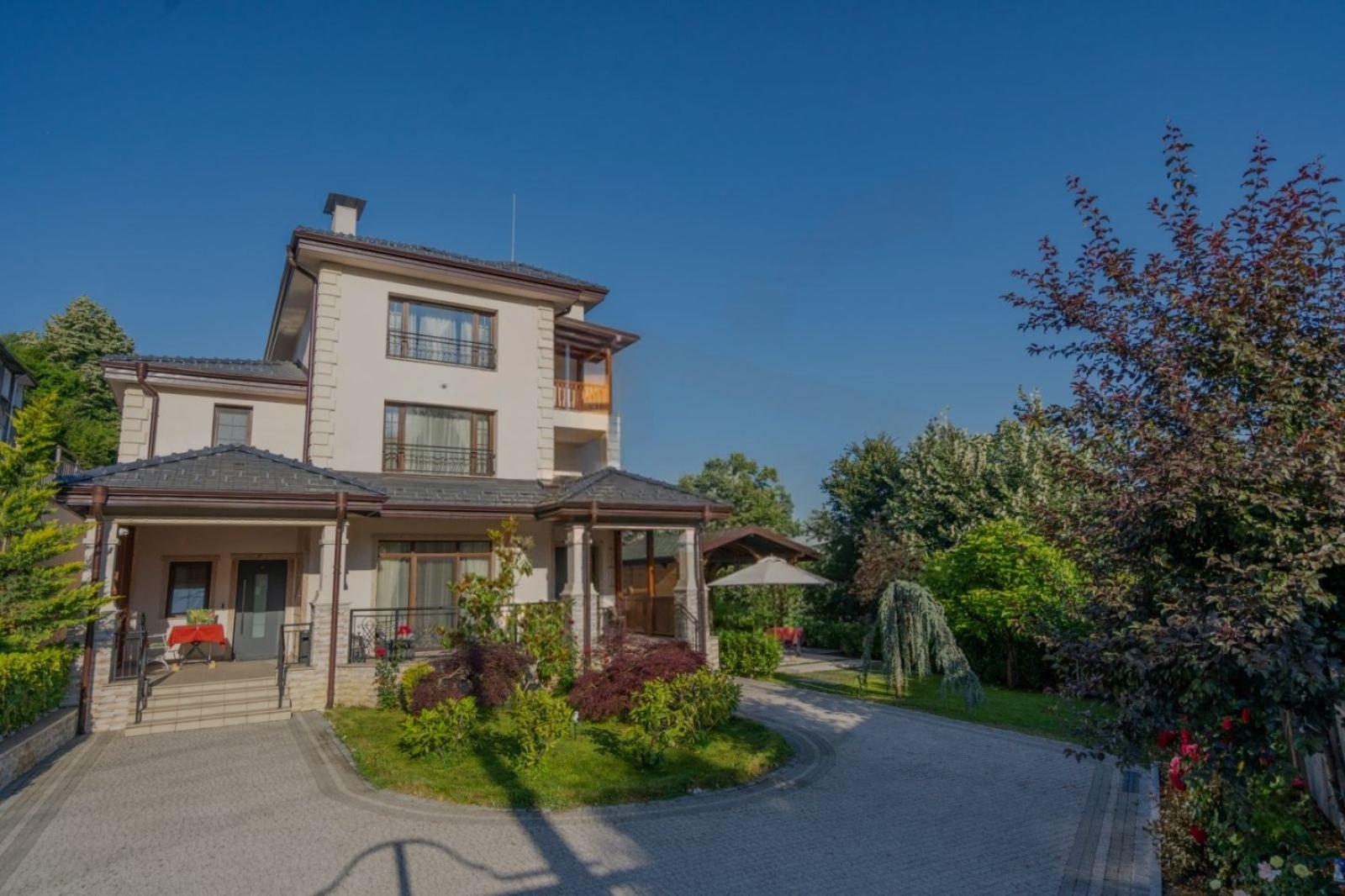 House for Sale in Gabrovo, Center
