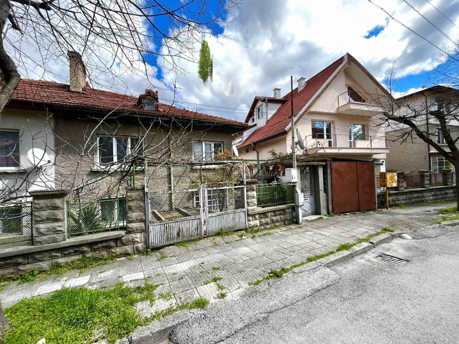 House for Sale in Shumen, Voenno uchilishte