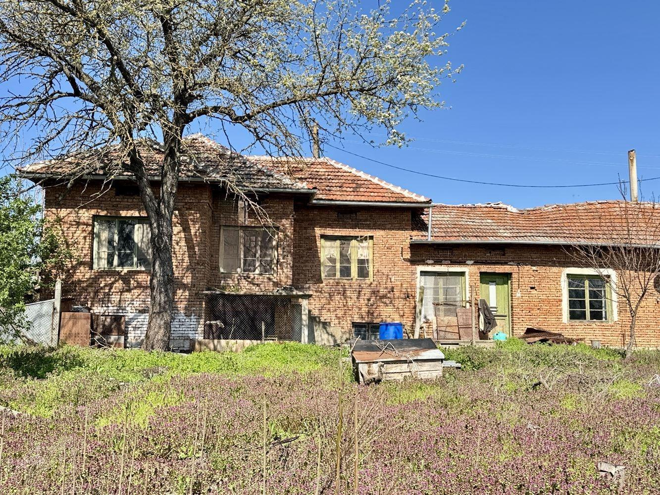 House for Sale in Maslarevo, Veliko Tarnovo
