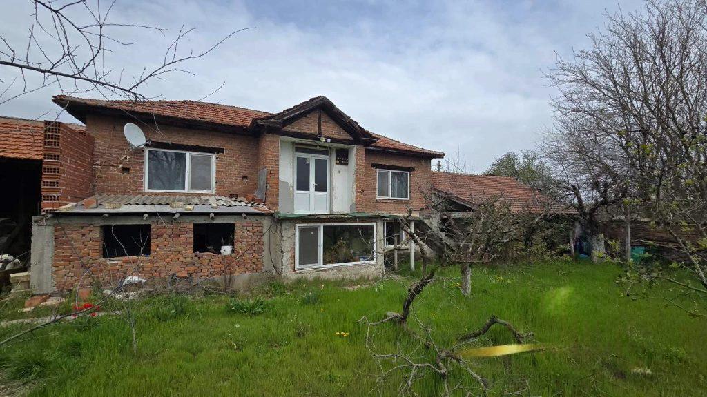 House for Sale in Varbitsa, Haskovo