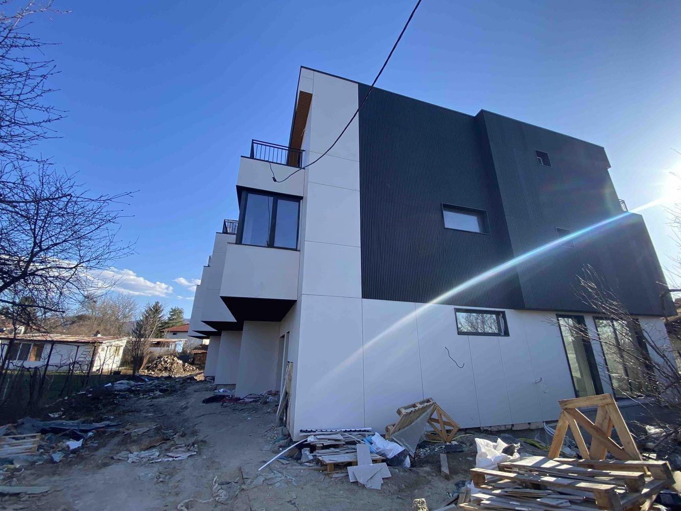 House for Sale in Sofia, Lozen