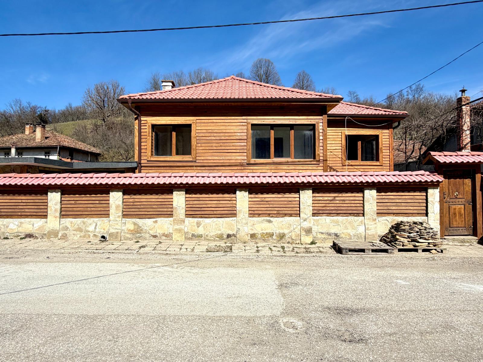 House for Sale in Drenta, Veliko Tarnovo