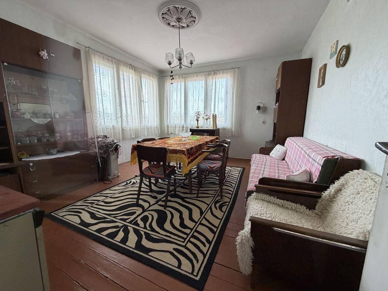 House Floor for Sale in Dobrich, Avtogara