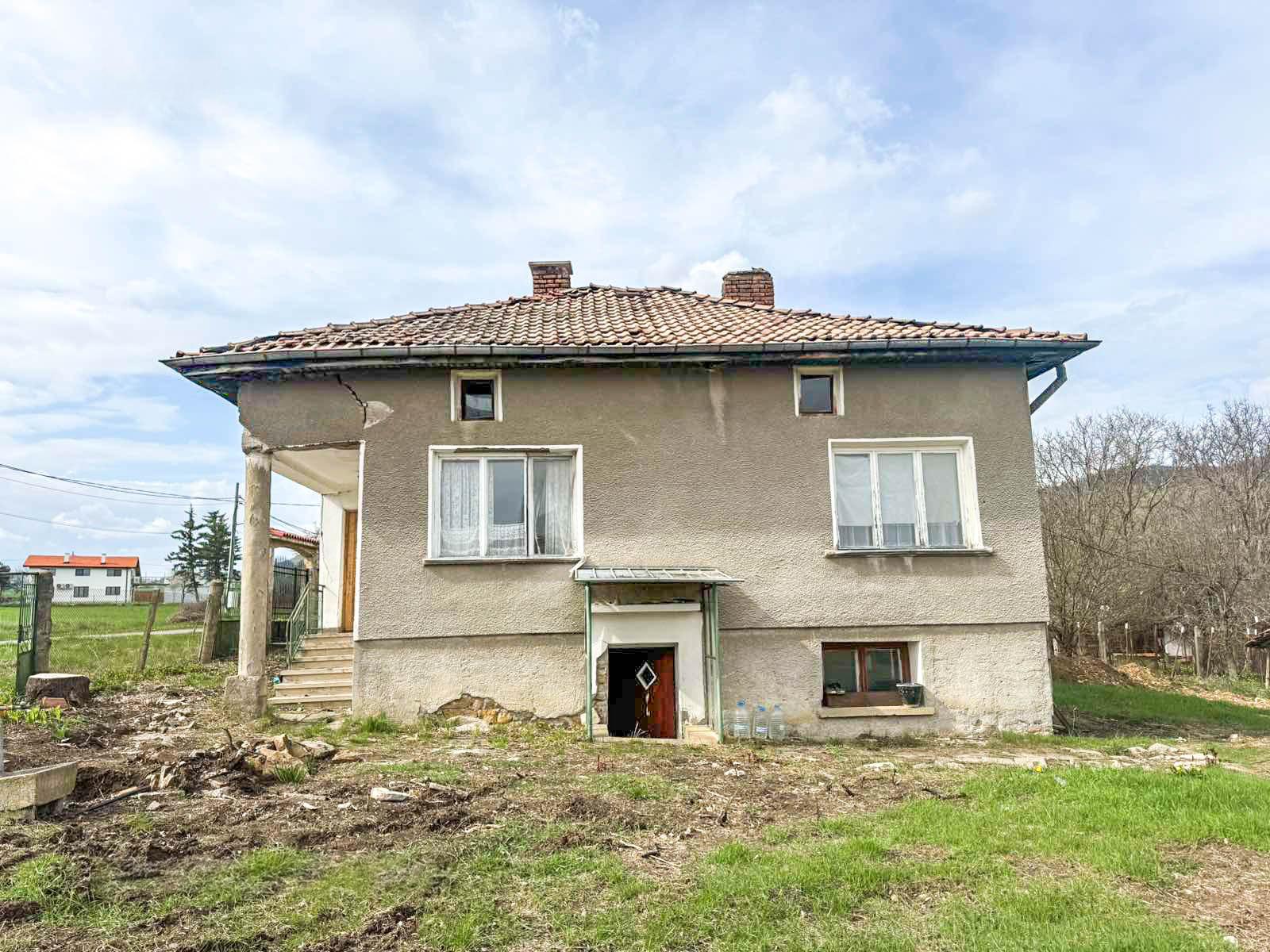 House for Sale in Garlo, Pernik