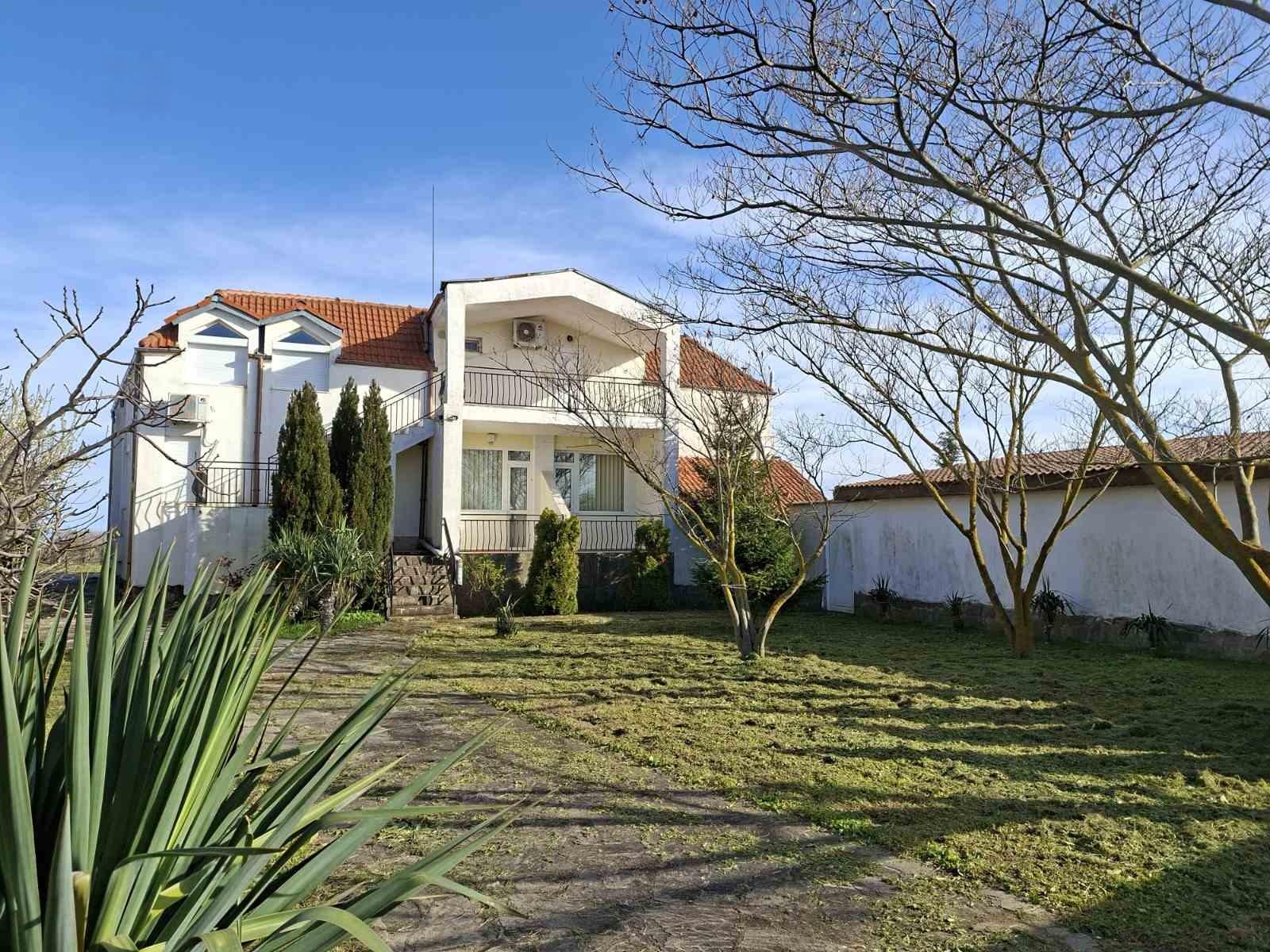 House for Sale in Topola, Dobrich