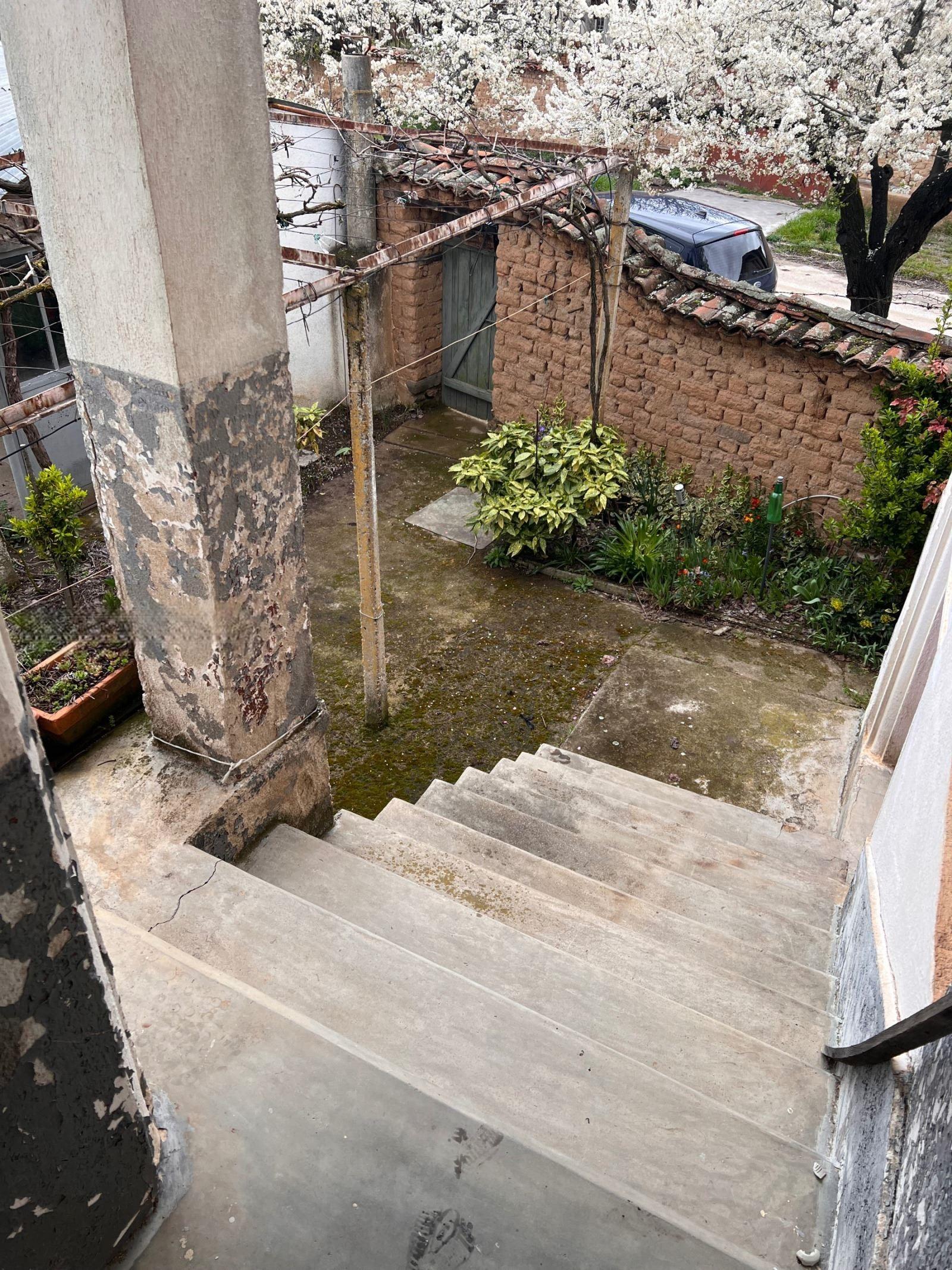 House for Sale in Streltsi, Plovdiv