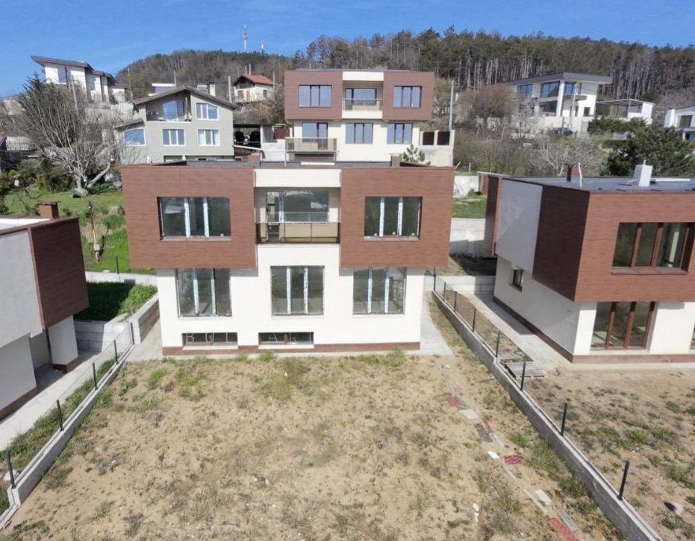 House for Sale in Varna, Akchelar Area