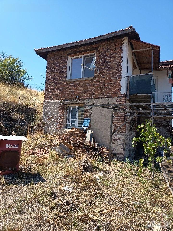 House for Sale in Pazardzhik, Mladost