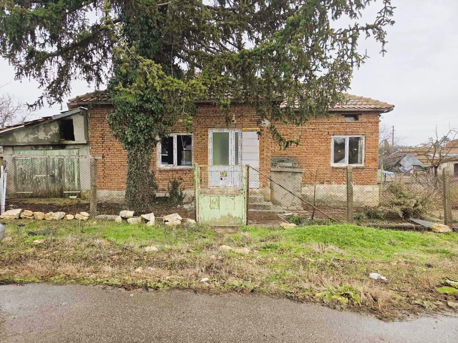 House for Sale in Karapelit, Dobrich