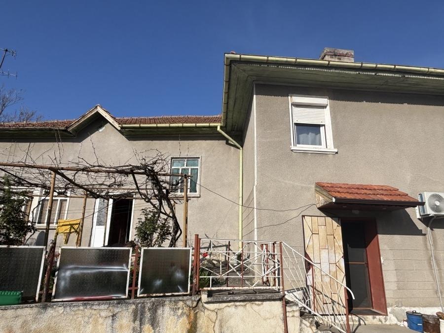 House for Sale in Pchelishte, Veliko Tarnovo