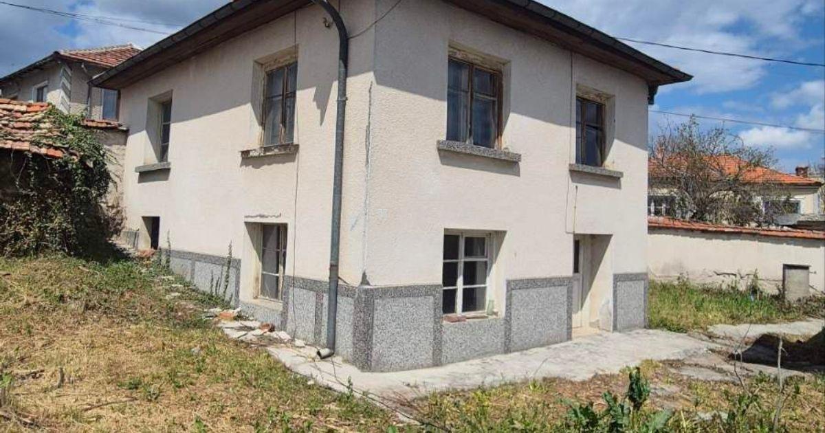 House for Sale in Brezovo, Plovdiv
