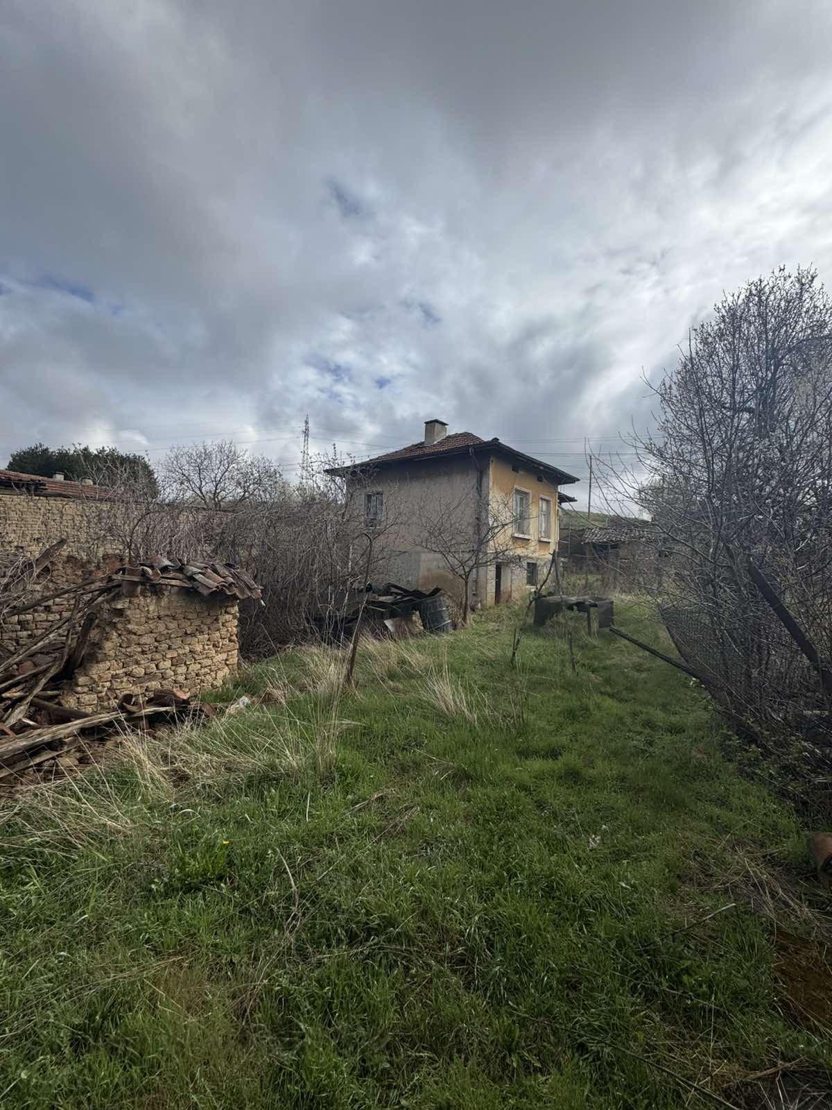 House for Sale in Stolnik, Sofia Province