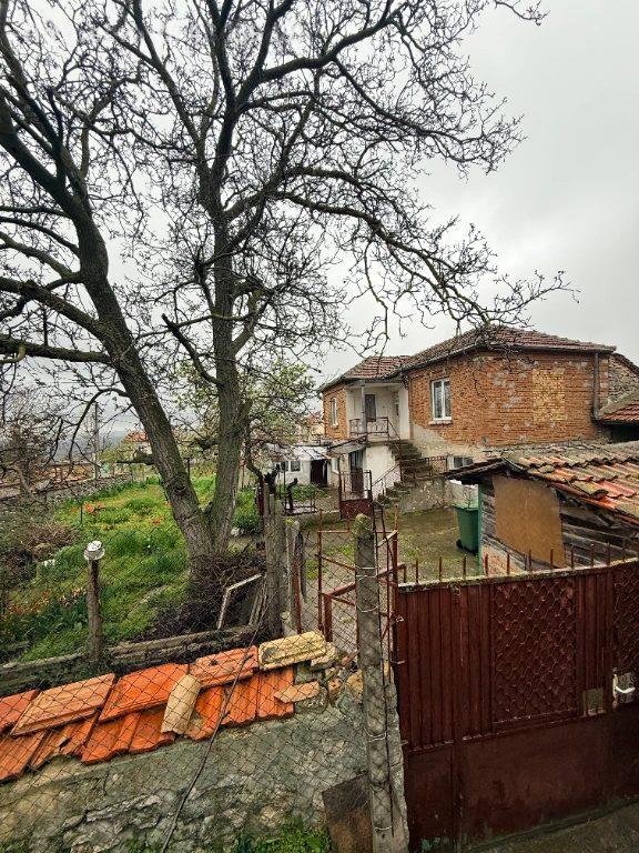 House for Sale in Zdravets, Varna