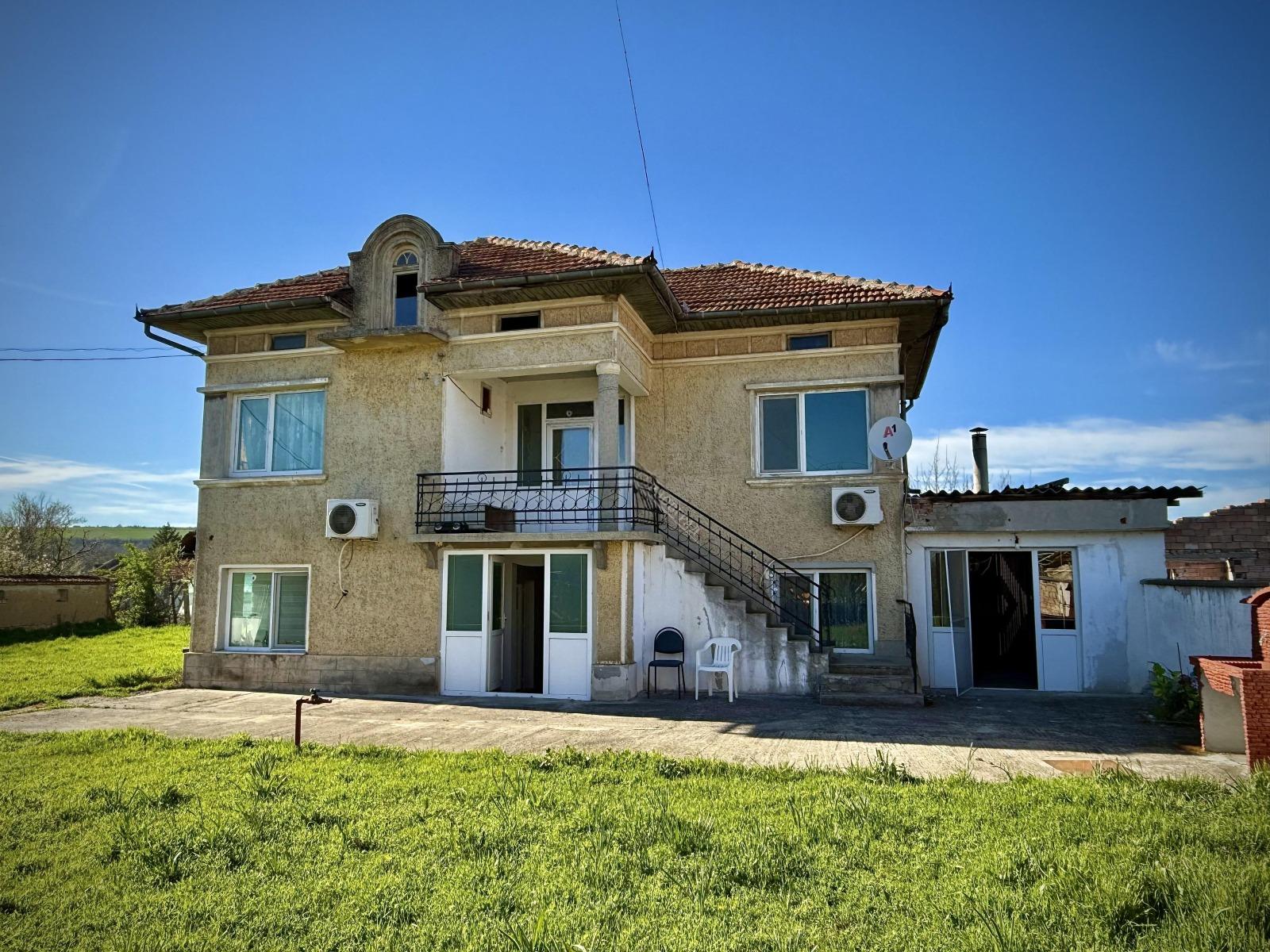 House for Sale in Petko Karavelovo, Veliko Tarnovo