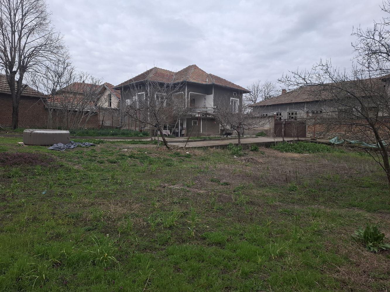 House for Sale in Gradina, Pleven