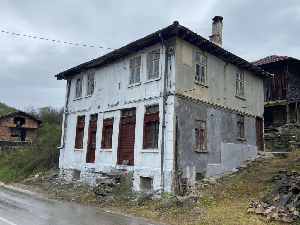 House for Sale in Zhaltesh, Gabrovo