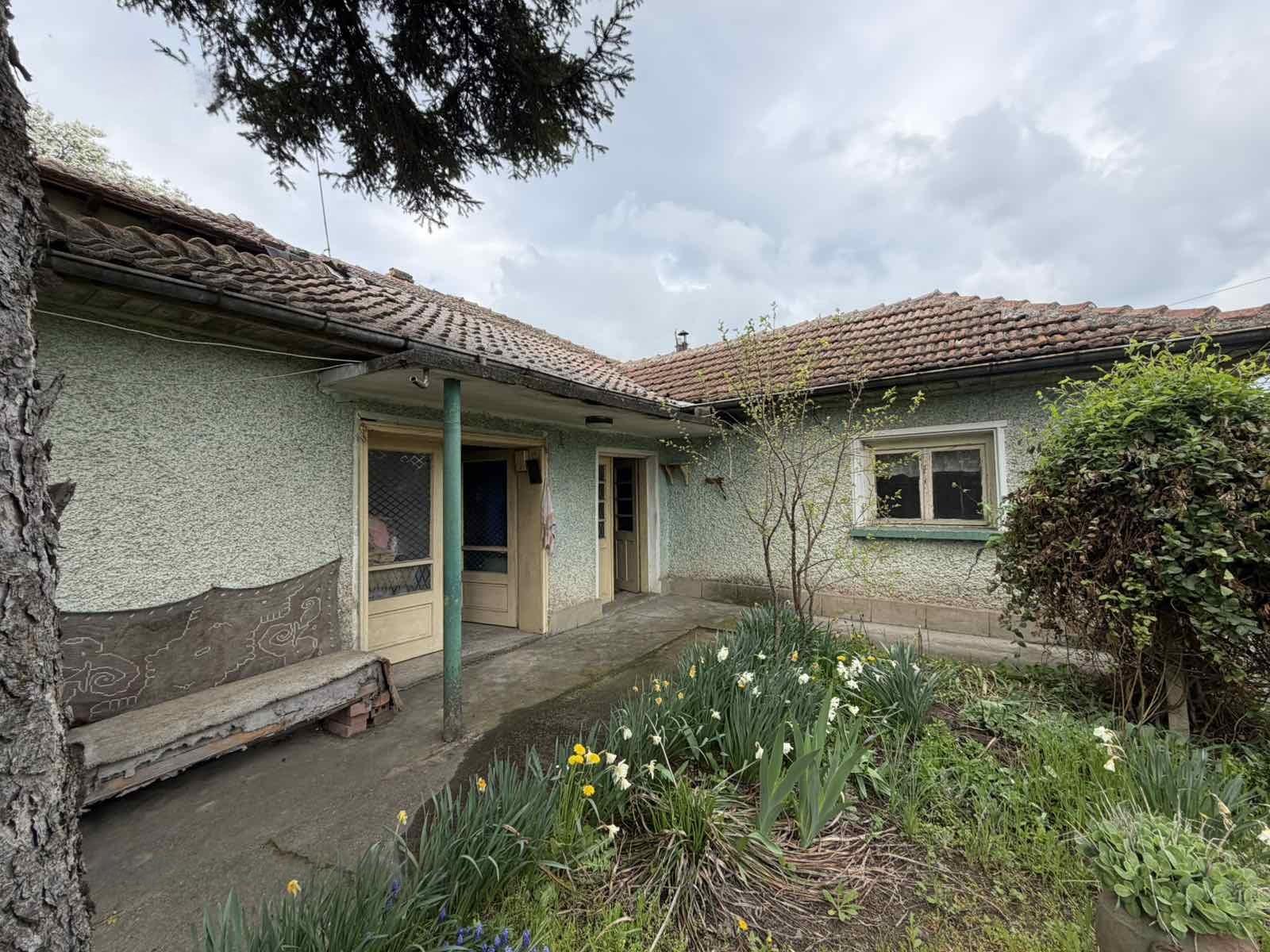 House for Sale in Balgarene, Pleven