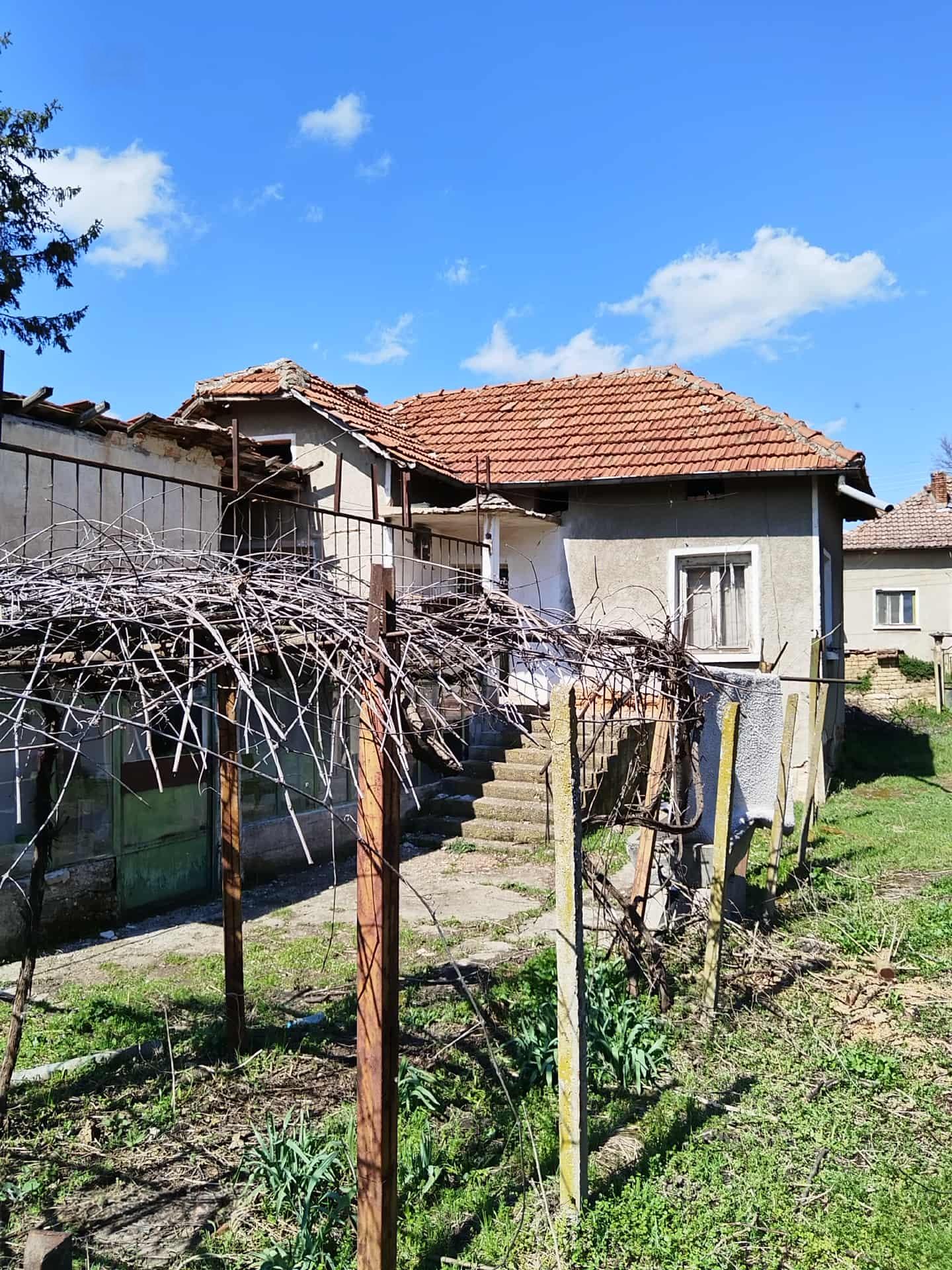 House for Sale in Lesura, Vratsa
