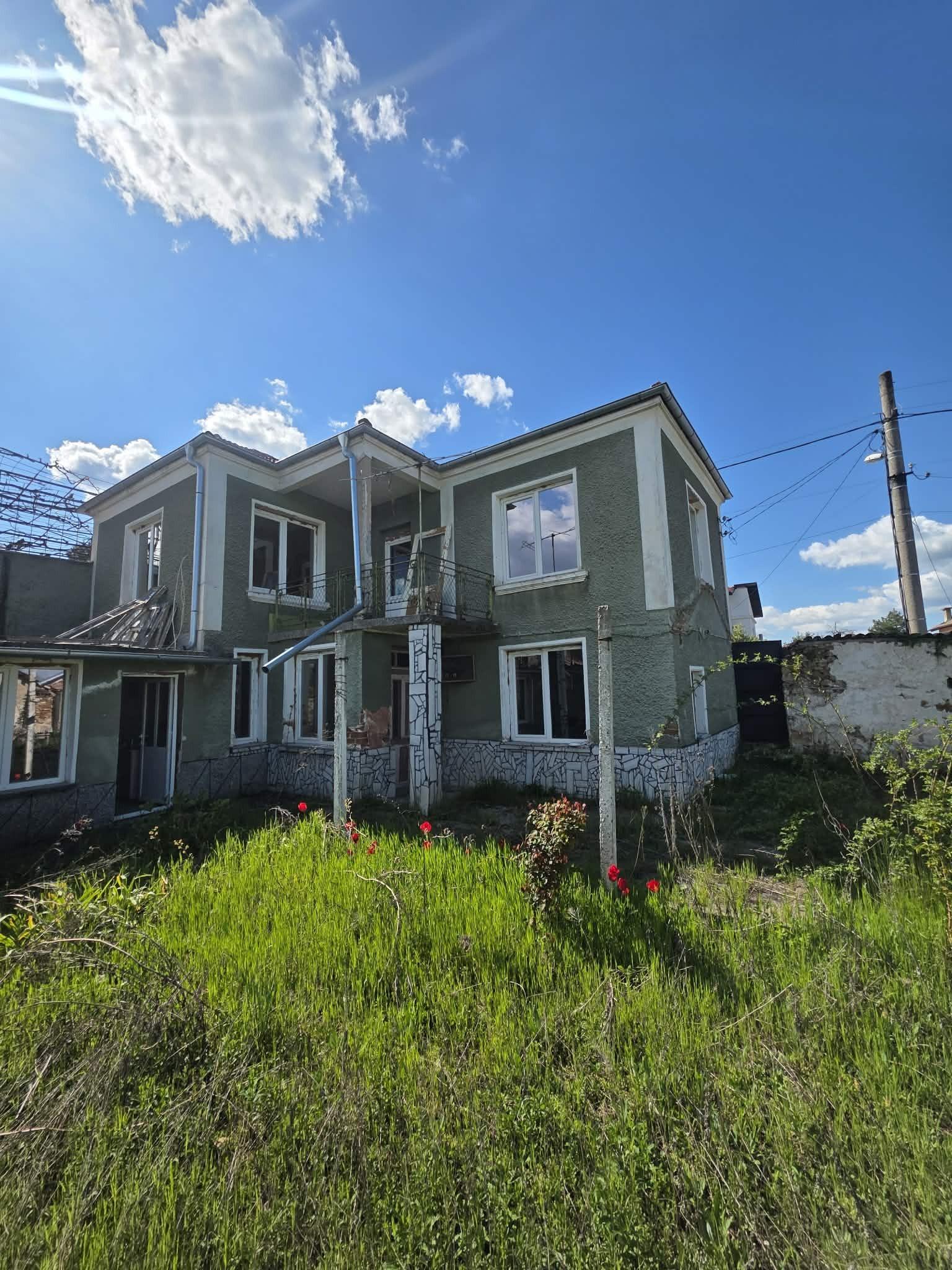 House for Sale in Cherven, Plovdiv