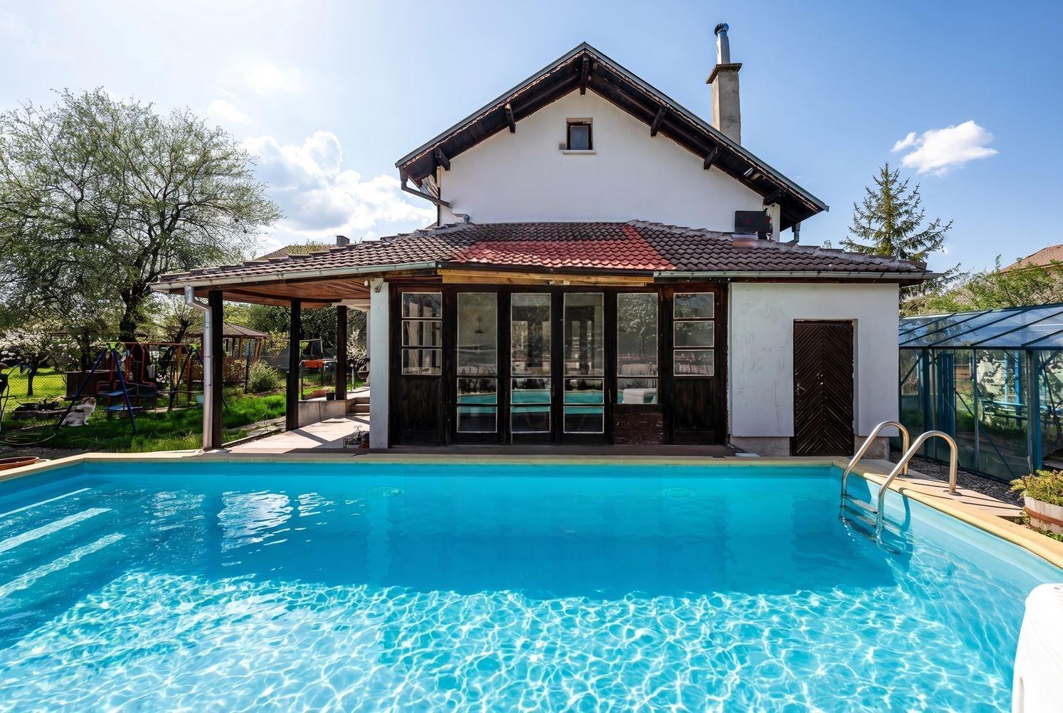House for Sale in Aprilovo, Sofia Province