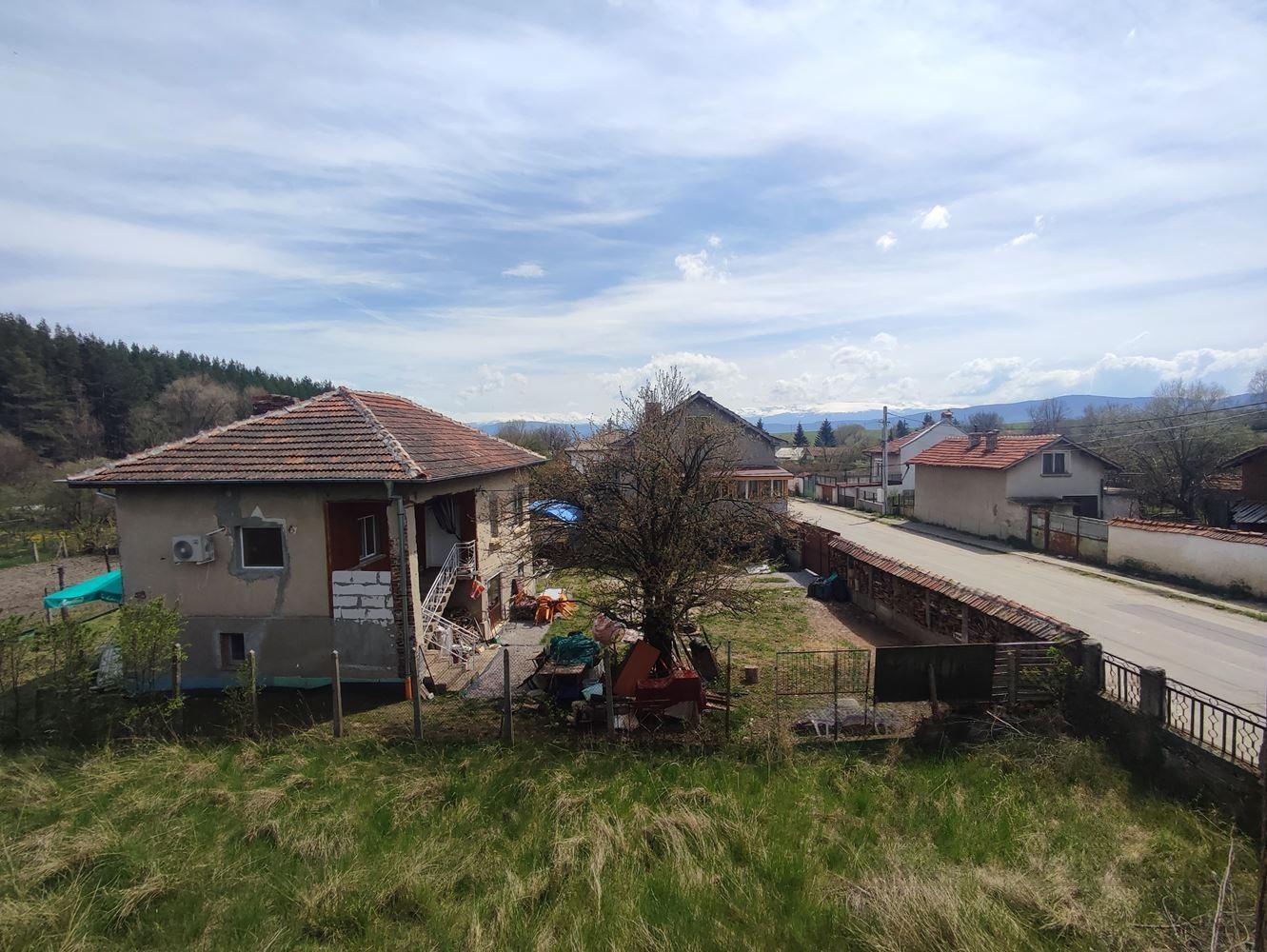 House for Sale in Kovachevtsi, Sofia Province