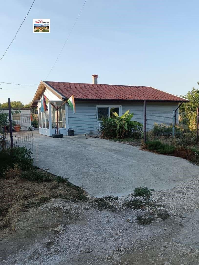 House for Sale in Hadzhi Dimitar, Dobrich