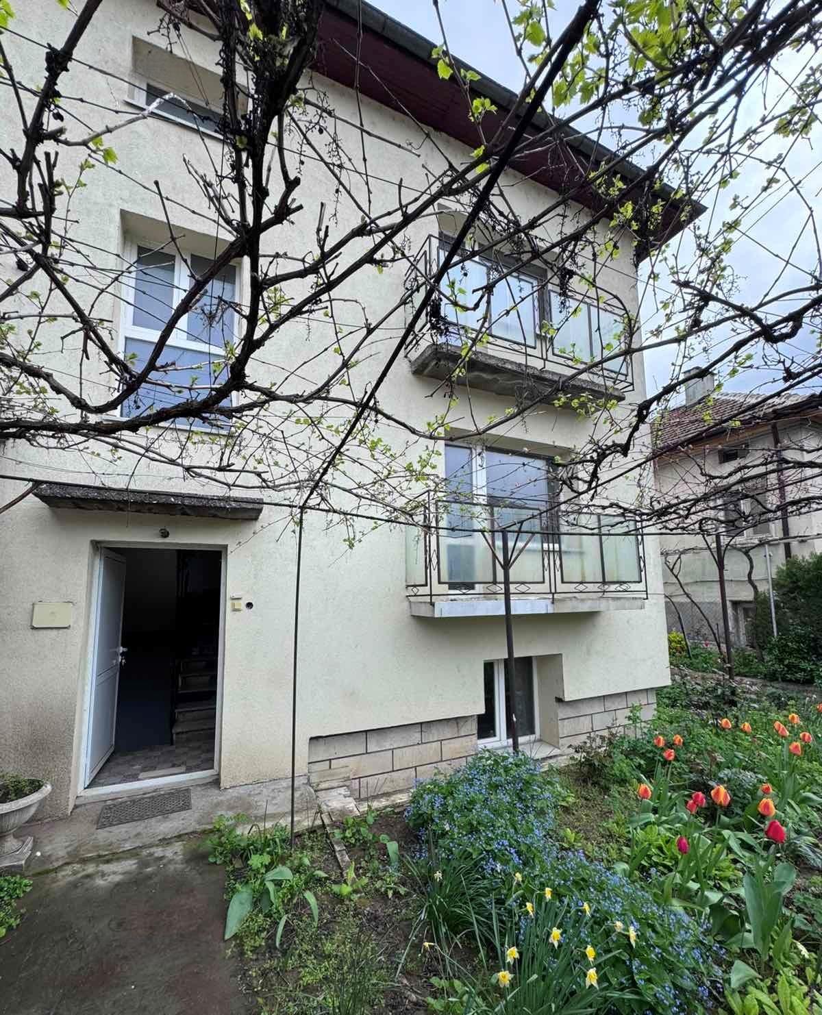House for Sale in Mezdra, Vratsa