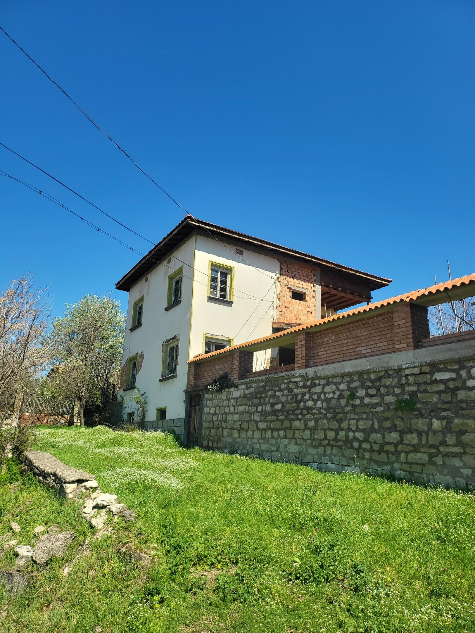 House for Sale in Petarnitsa, Pleven