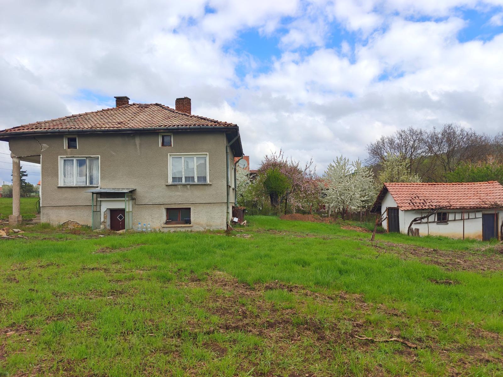 House for Sale in Garlo, Pernik