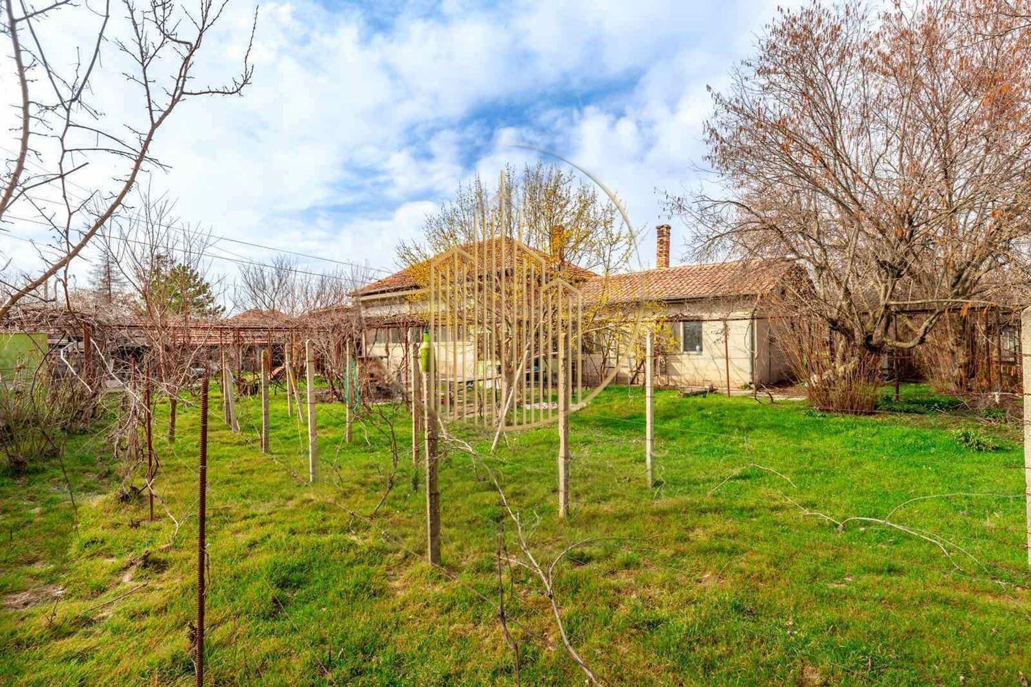 House for Sale in Obnova, Pleven