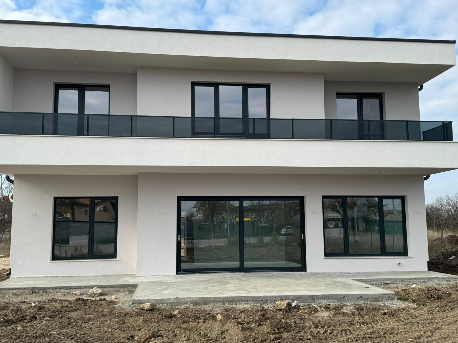 House for Sale in Benkovski, Plovdiv