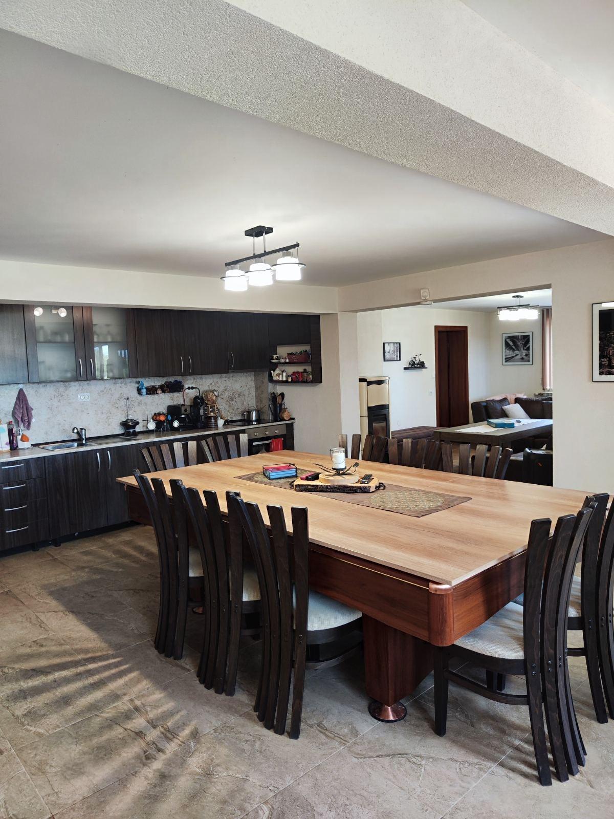 Villa for Sale in Tsigov chark Area, Pazardzhik