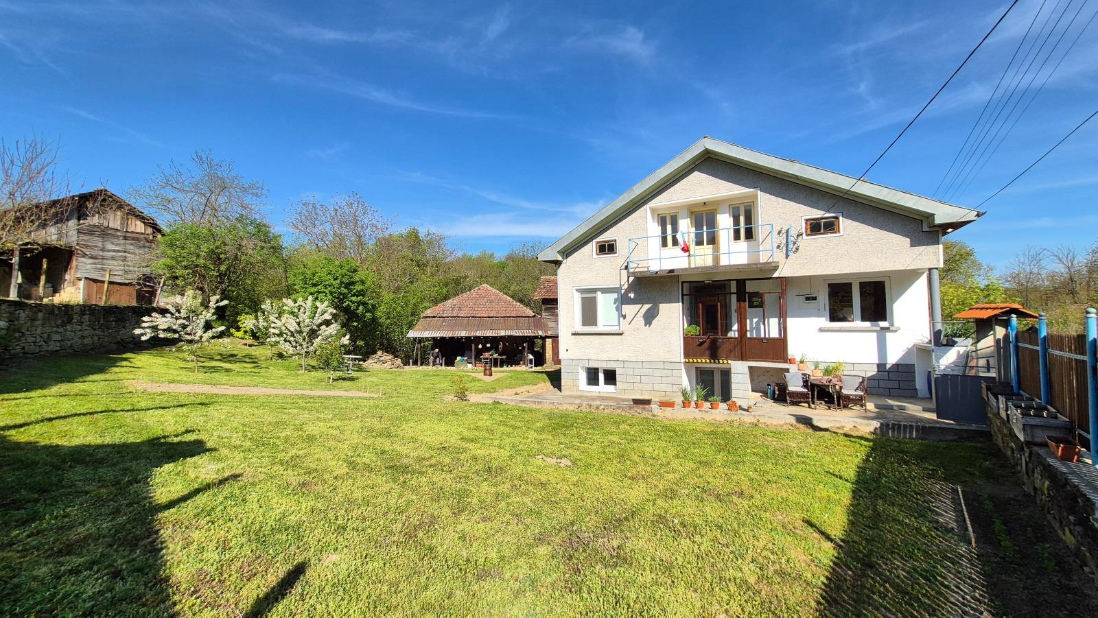 House for Sale in Muzga, Gabrovo