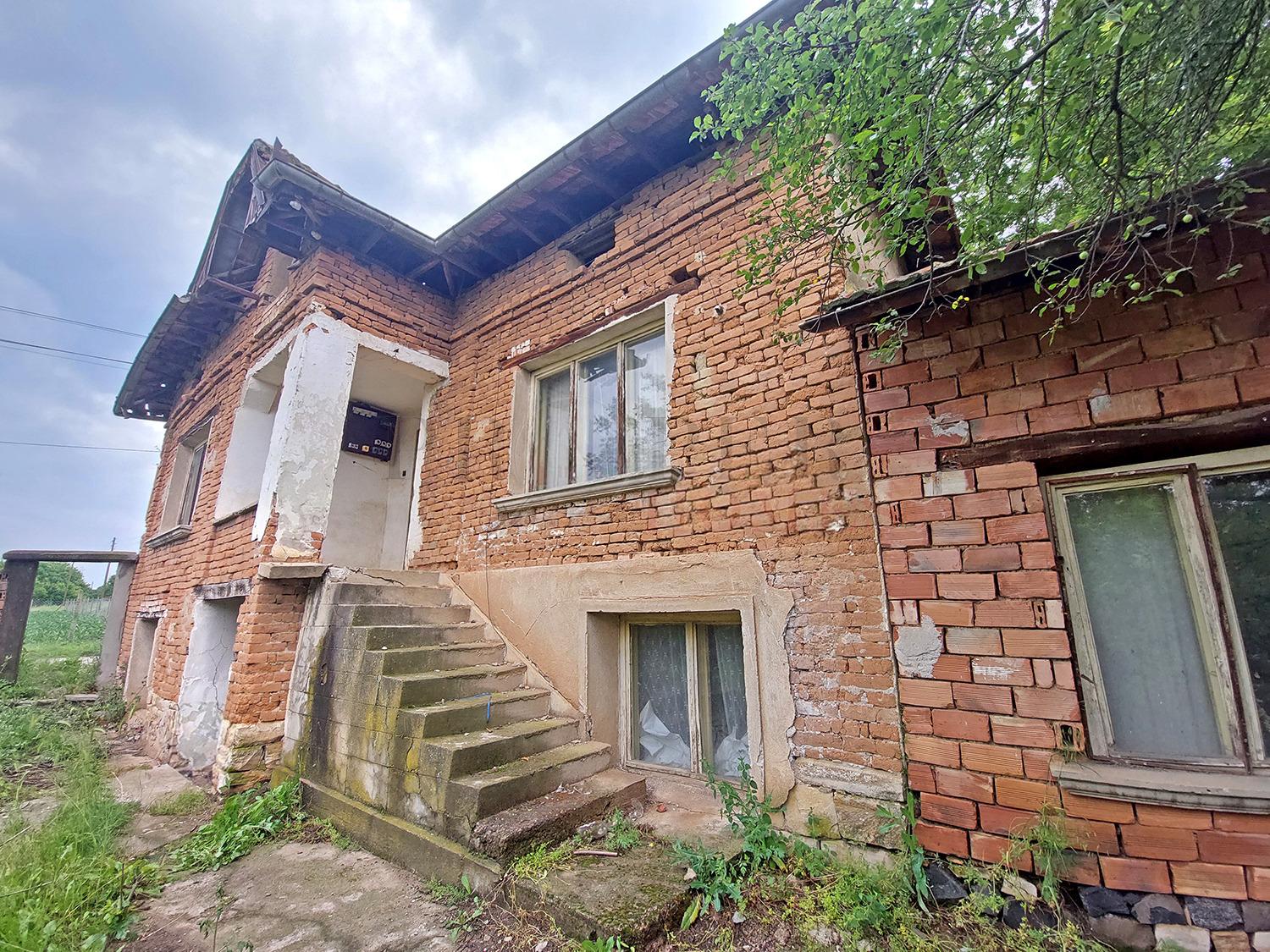 House for Sale in Slomer, Veliko Tarnovo
