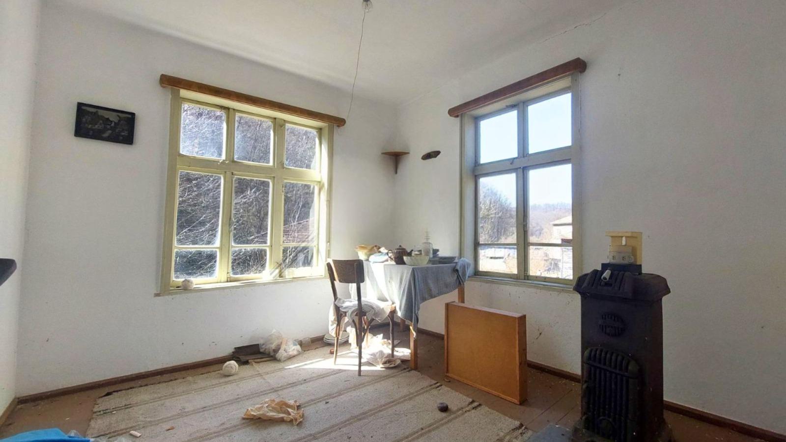 House for Sale in Zhaltesh, Gabrovo