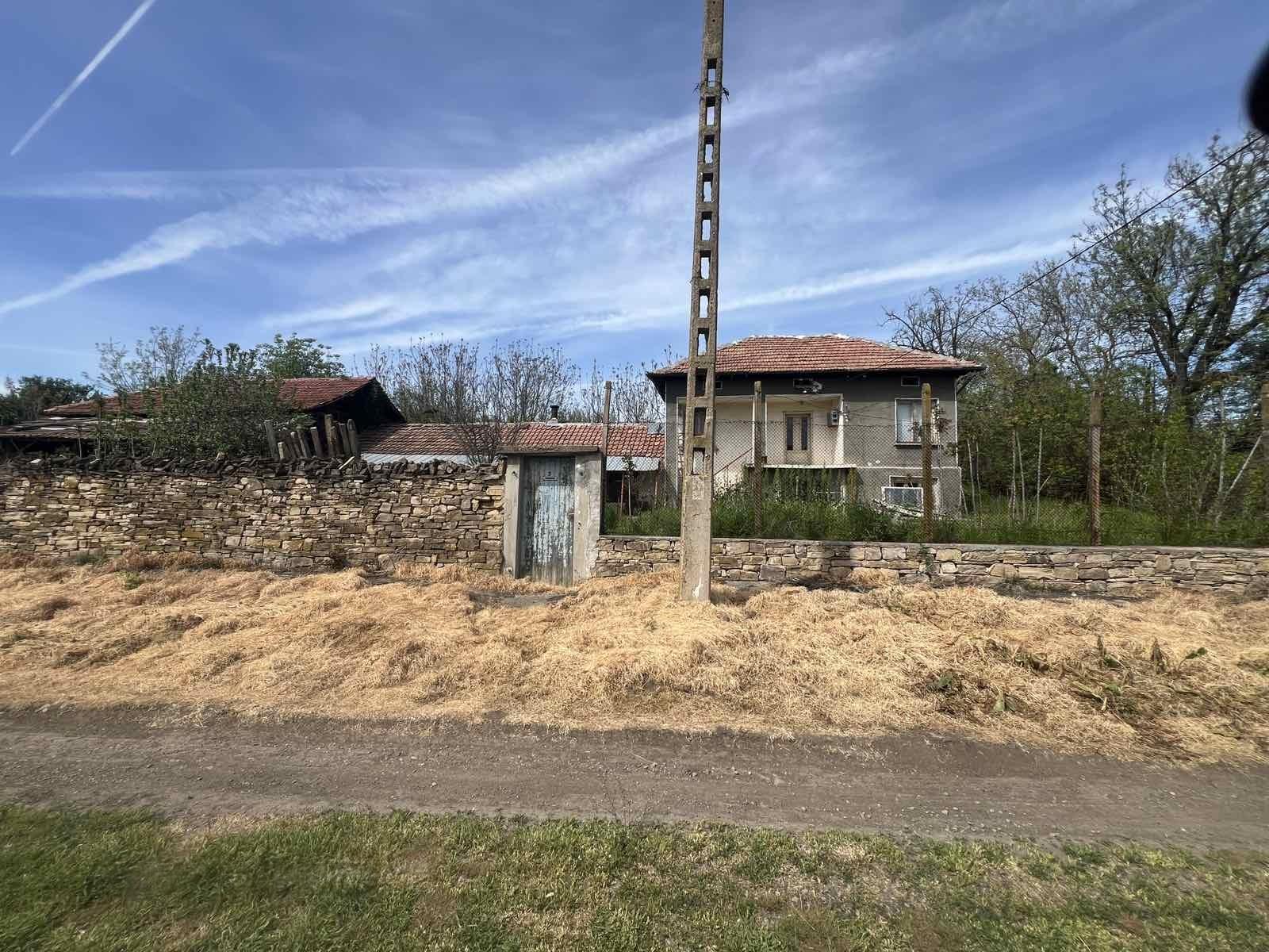 House for Sale in Patresh, Veliko Tarnovo